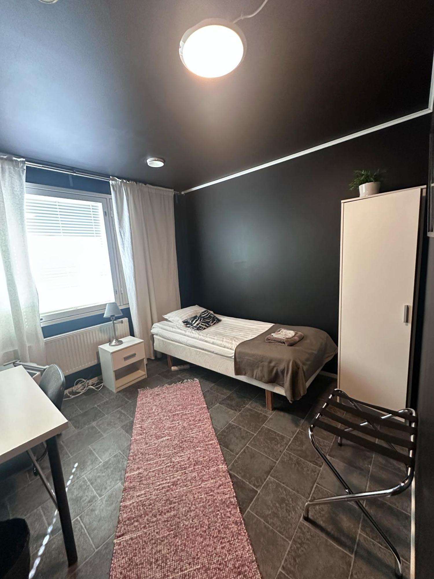 Hotelli Keskipiste Kärsämäki Exterior foto